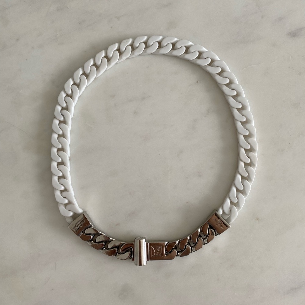 Louis Vuitton White Ceramic Chain Necklace